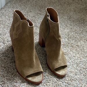 Frye Danica ankle boots